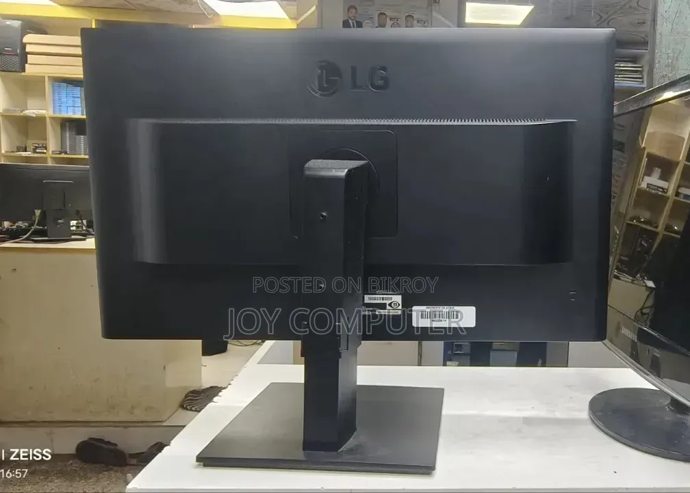 ২৭" এলজি মনিটর