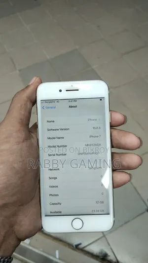 Apple iPhone 7 32 GB Silver
