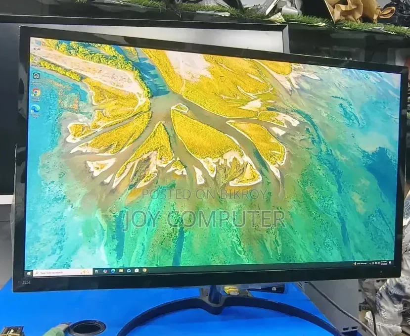 Philips 325e8 32-Inch QHD Ips Led Monitor