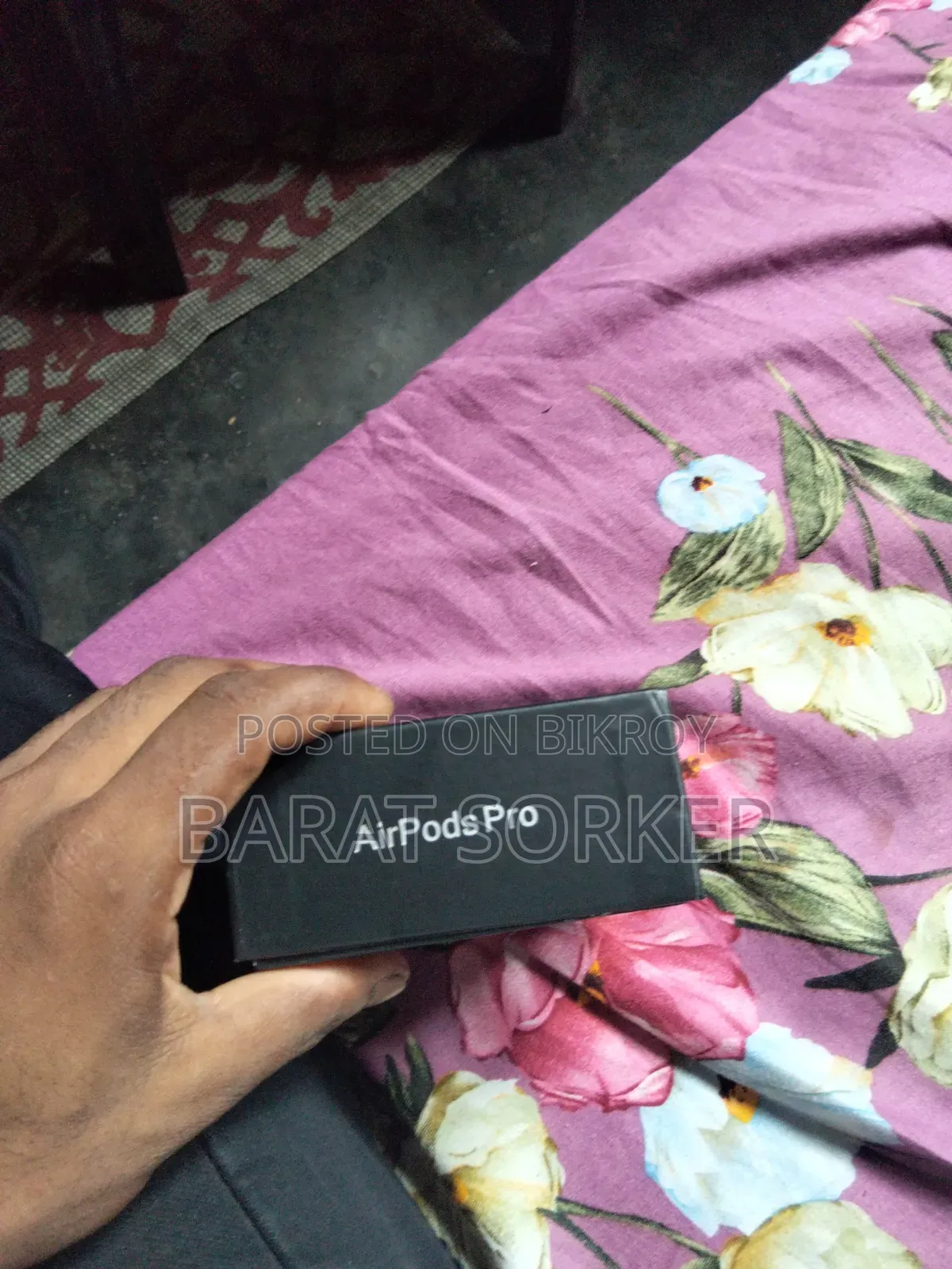 The headphone is very good, I am selling it because I need money, those who want to buy it, contact directly