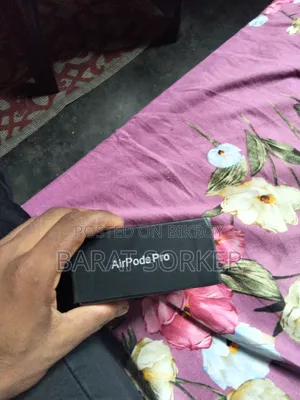 The headphone is very good, I am selling it because I need money, those who want to buy it, contact directly