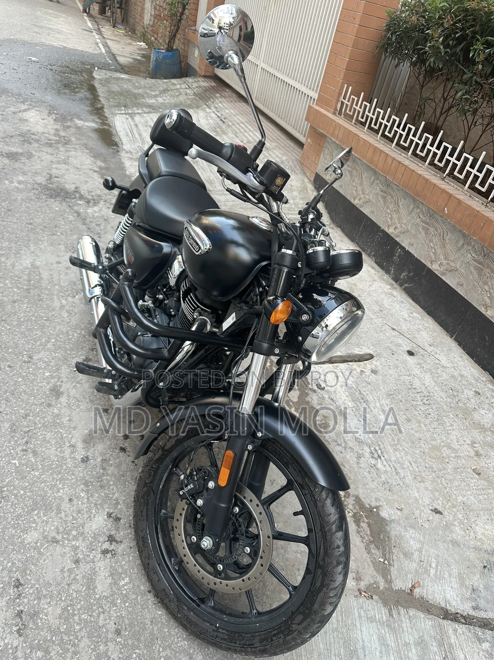 Royal Enfield Meteor 350 2025 Black