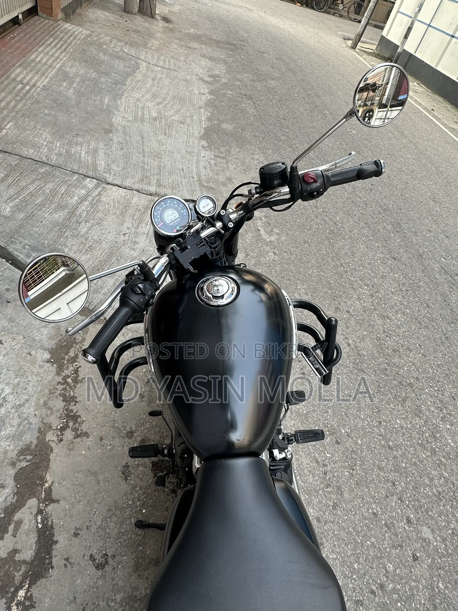 Royal Enfield Meteor 350 2025 Black