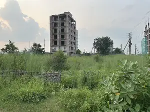 Block-N, South-Facing, 3-Katha, Near Central Mosque, Bashundhara R/A
