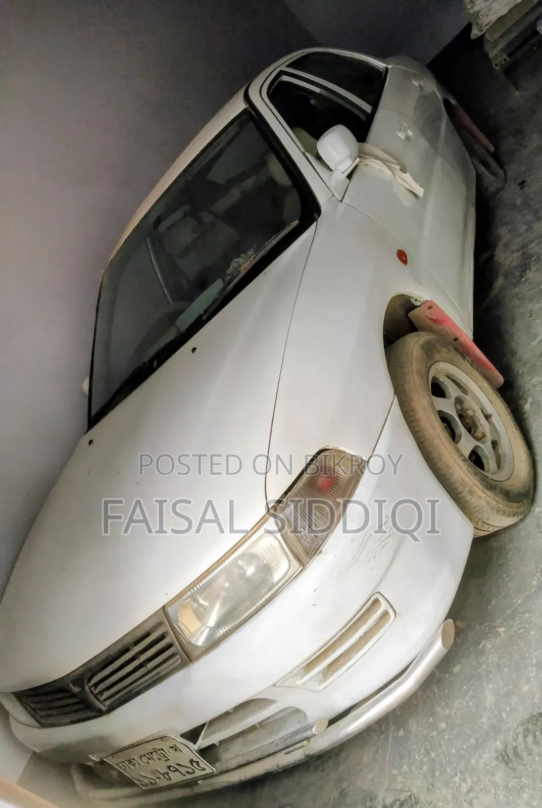 Mitsubishi Lancer 2000 White