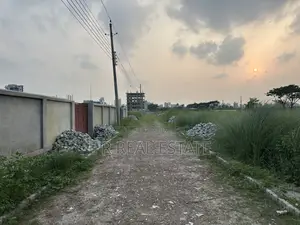 Block-N, 5-Katha, South-Facing, Urgent Sale, Bashundhara R/A