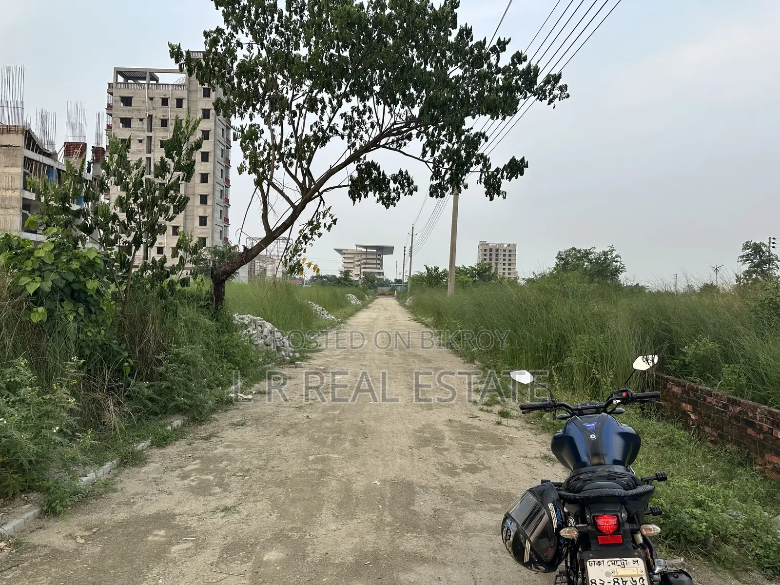 Block-N, 5-Katha, South-Facing, Urgent Sale, Bashundhara R/A