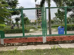 Block-N, 3 Katha, South-facing, Near Bashundhara Park, Urgent Sale