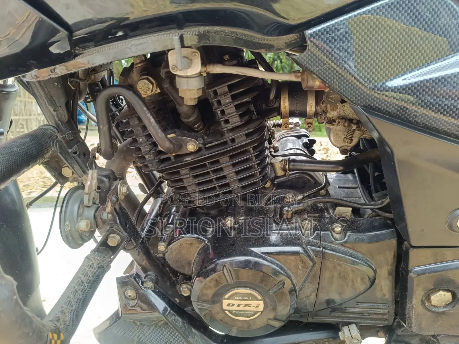 Bajaj Pulsar 150 2022 Red