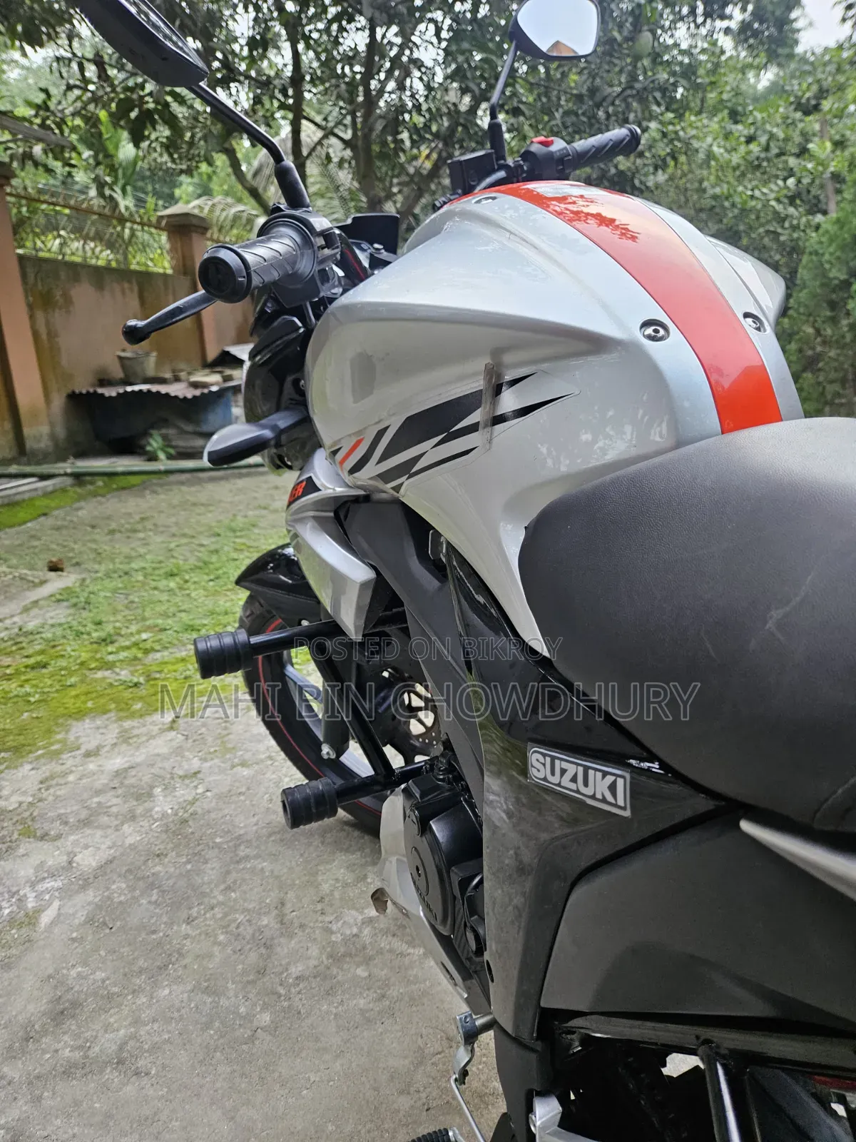 Suzuki Gixxer Monotone 2025 Silver