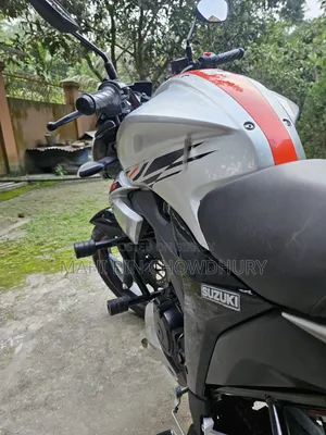 Suzuki Gixxer Monotone 2025 Silver
