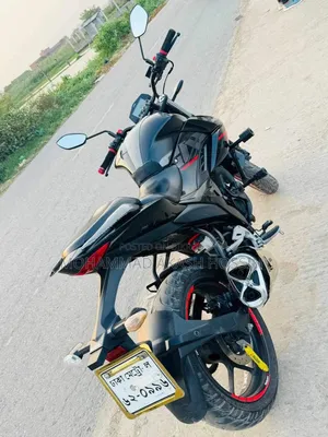Suzuki 2022 Black