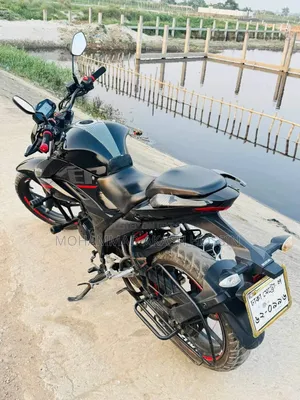 Suzuki 2022 Black