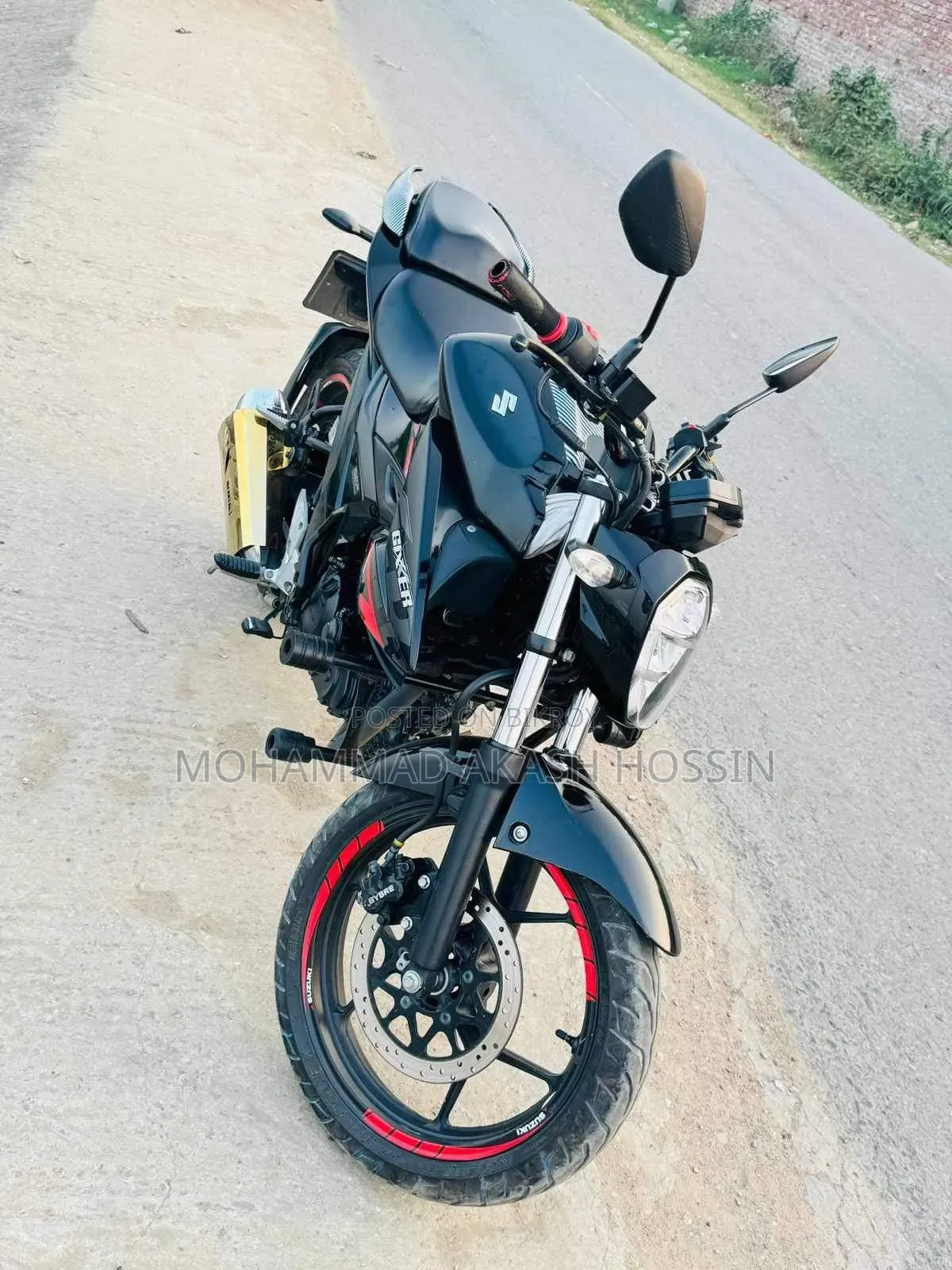 Suzuki 2022 Black