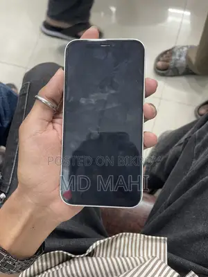 অ্যাপল আইফোন ১২ ১২৮ জিবি সাদা