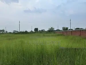Block-P, 3-Katha, South-facing, Urgent Sale, Bashundhara R/A