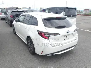 Toyota Corolla Hatchback 2020 White
