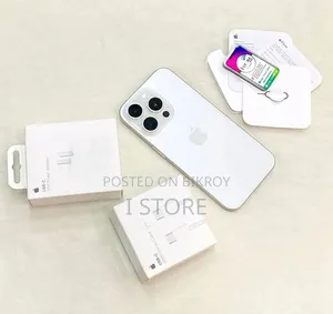 অ্যাপল আইফোন ১৫ প্রো ম্যাক্স ২৫৬ জিবি হোয়াইট