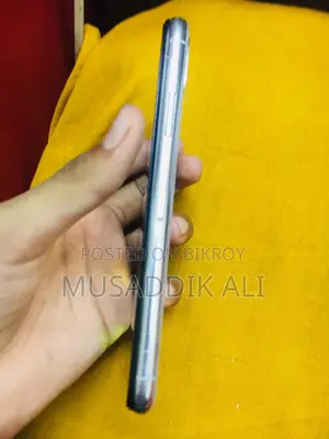 Apple iPhone X 64 GB White