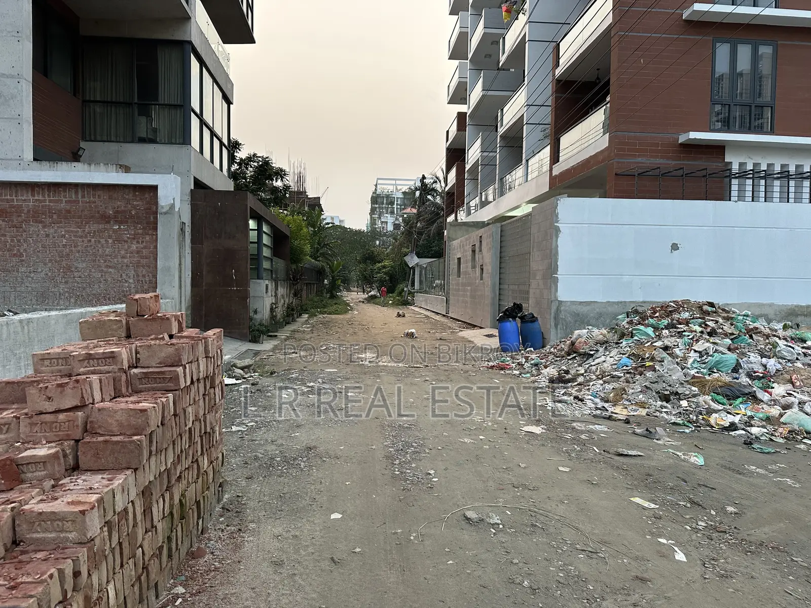 Block-L, 5-Katha, South-Facing, Near Purbachal 300' Road, Bashundhara R/A