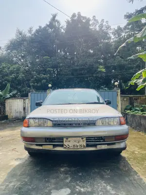 Toyota Carina 1.5 FWD Sedan 1992 Silver