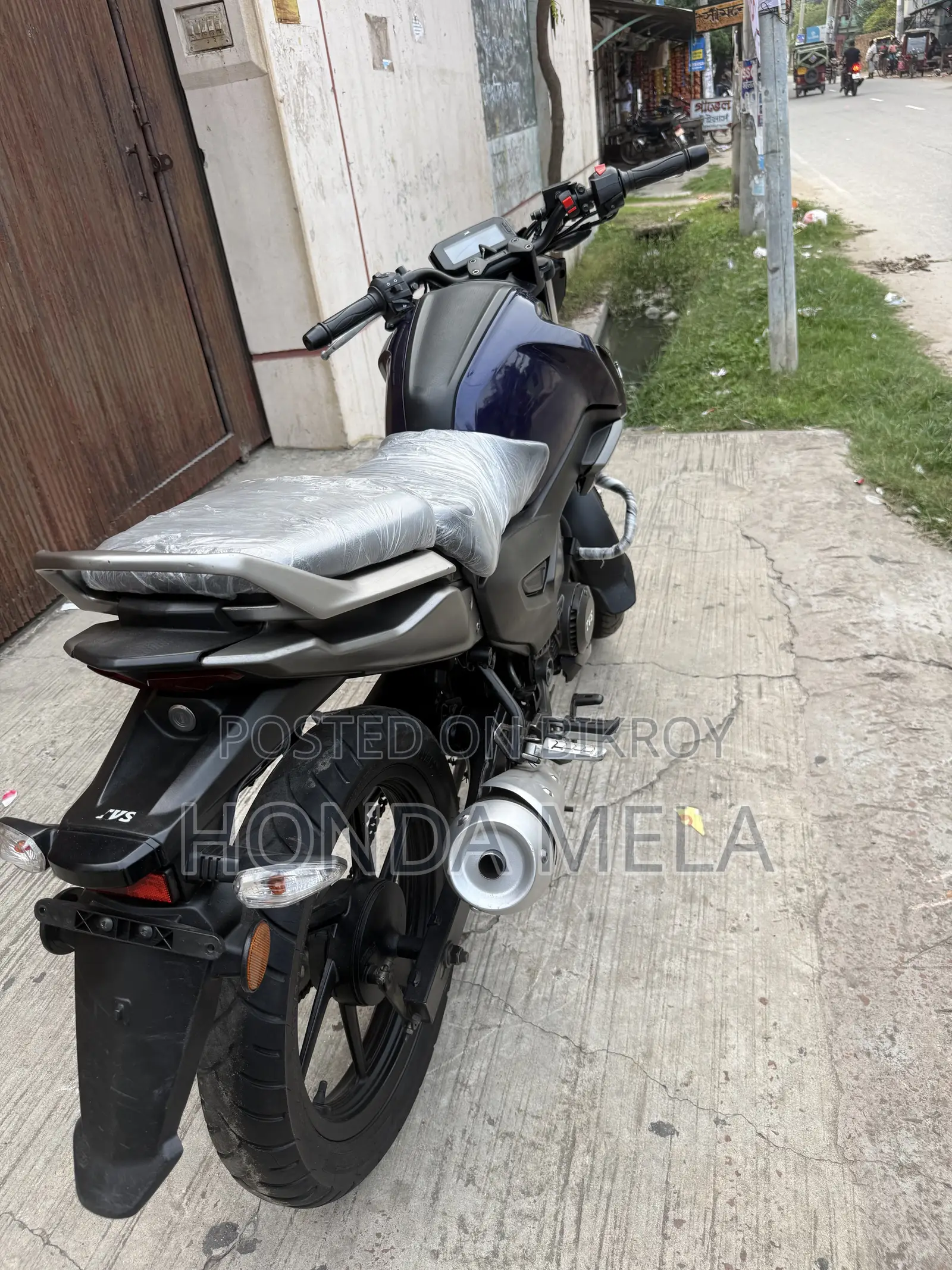 TVS Raider 125 2022 Blue