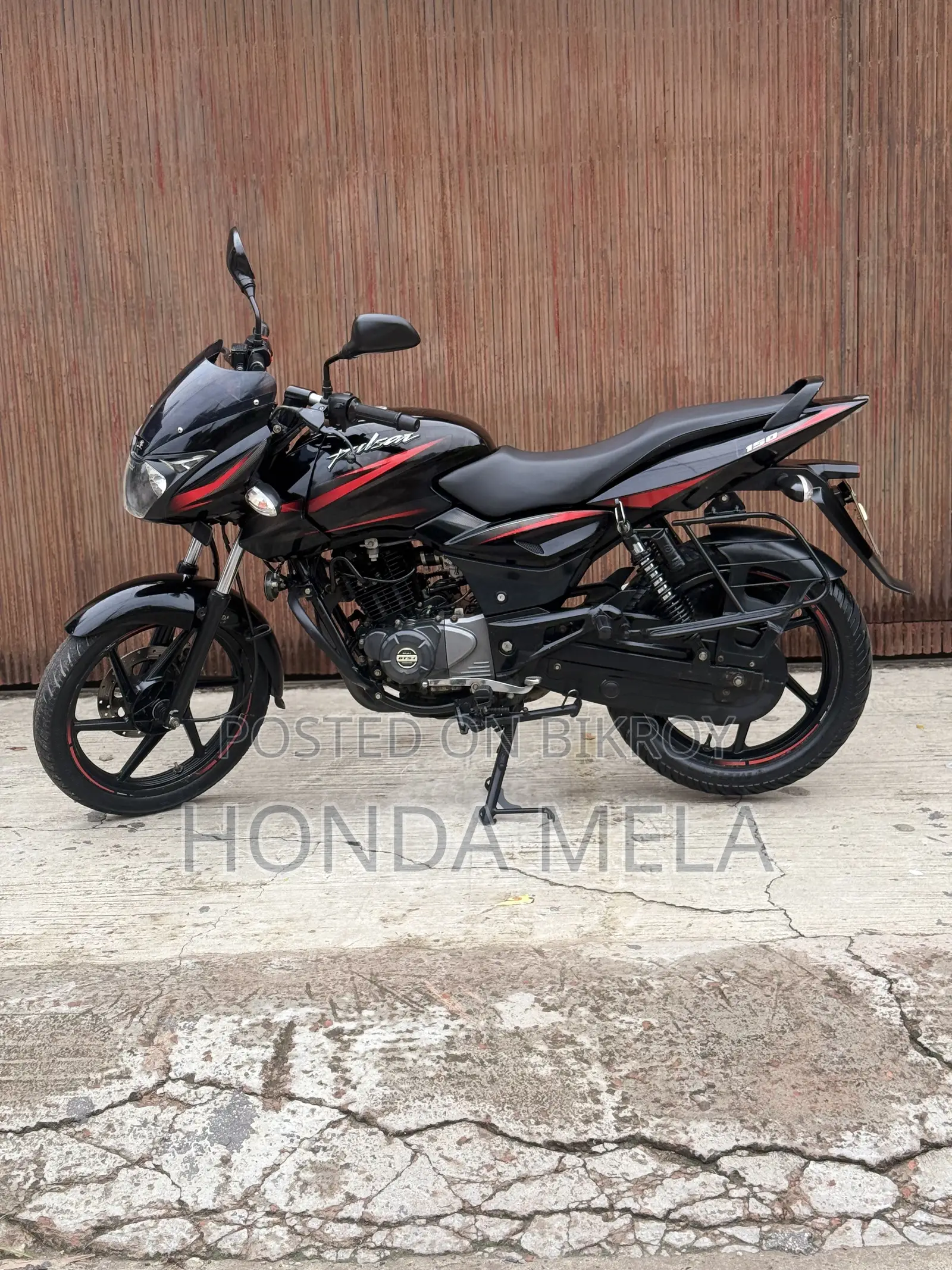 Bajaj Pulsar 150 2019 Black