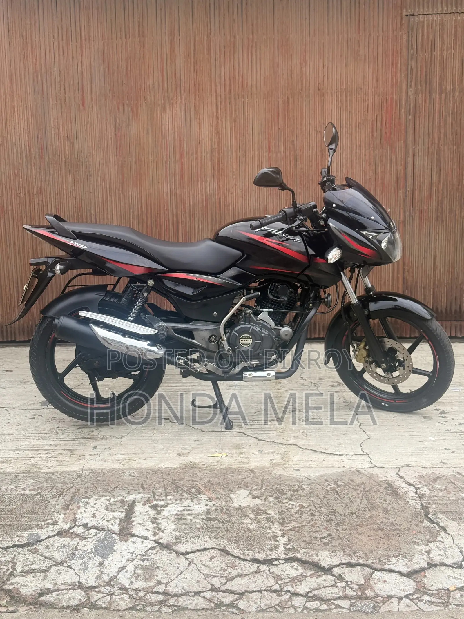Bajaj Pulsar 150 2019 Black