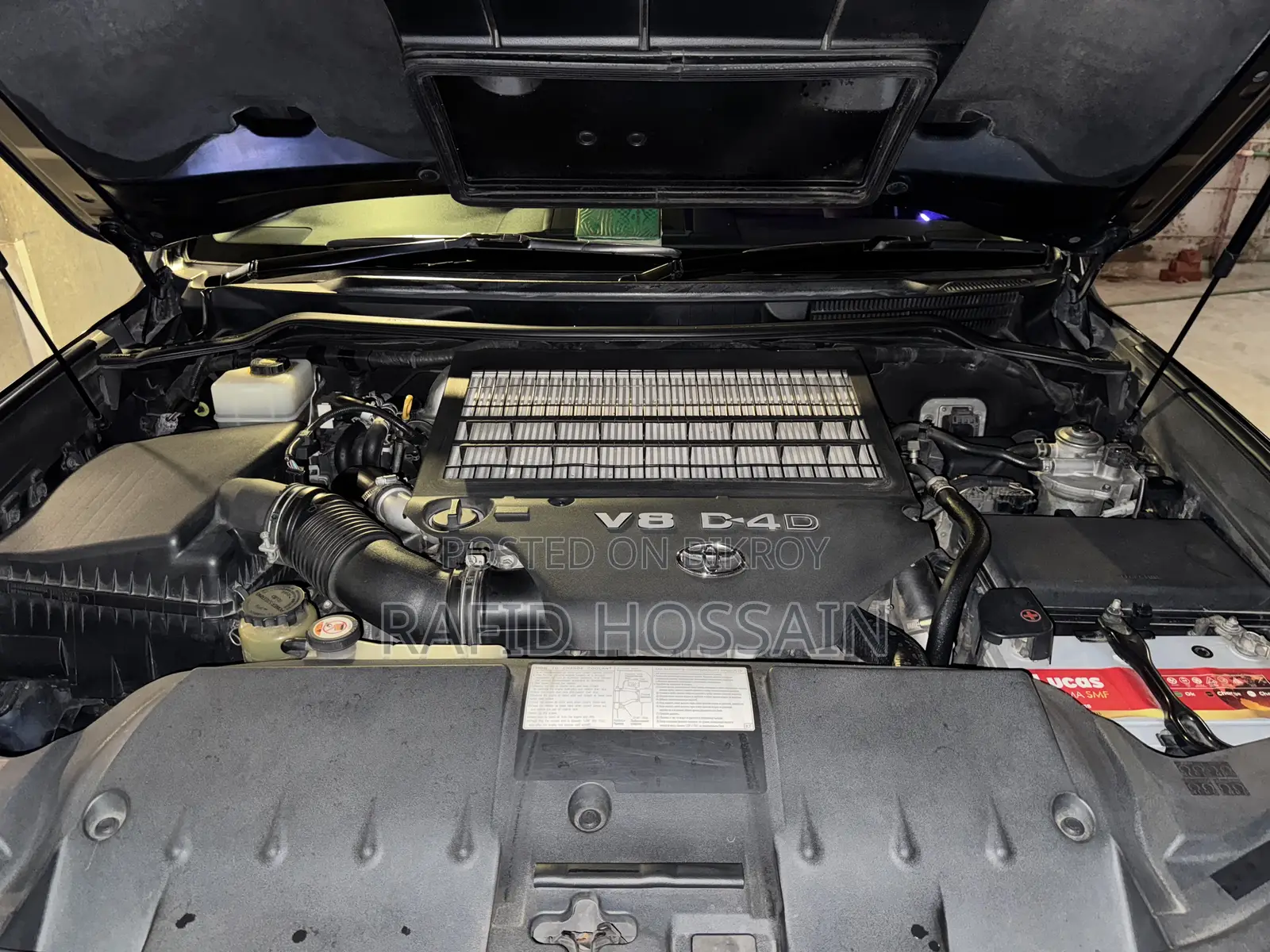 Toyota Land Cruiser 4.6 V8 ZX 2018 Blue