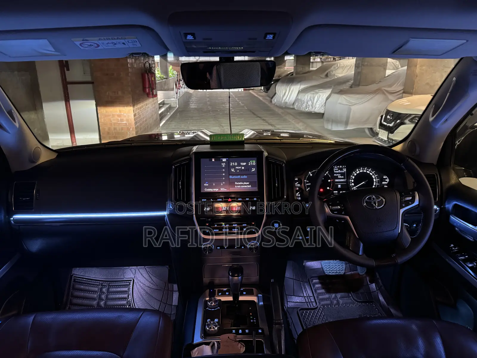 Toyota Land Cruiser 4.6 V8 ZX 2018 Blue