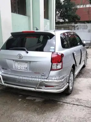 Toyota Corolla Fielder 1.5 Petrol All-Wheel Drive 2012 Silver