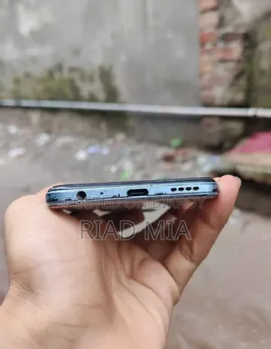Vivo Y21 64 GB White