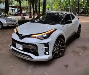 Toyota C-HR Limited Front-Wheel Drive 2020 White