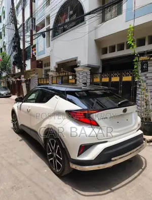 Toyota C-HR Limited Front-Wheel Drive 2020 White