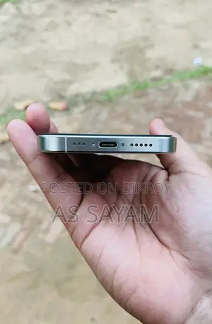 অ্যাপল আইফোন ১৫ প্রো ২৫৬ জিবি সাদা