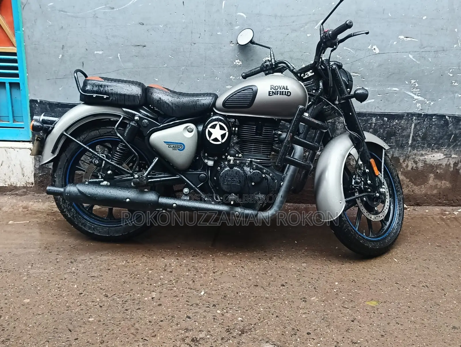 Royal Enfield Classic 350 2025 Gray