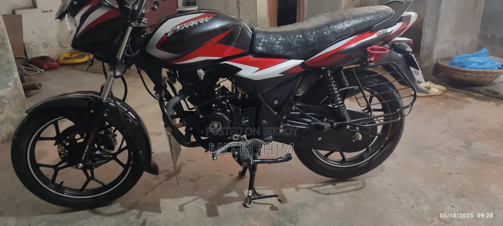 Bajaj Discover 125 2024 Black