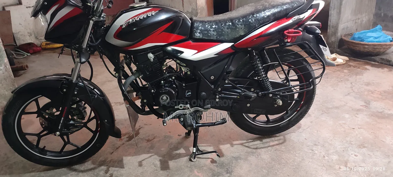Bajaj Discover 125 2024 Black