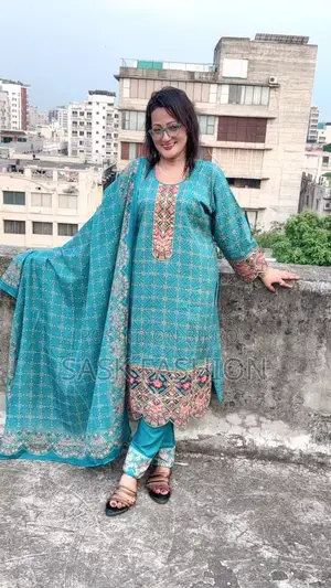 সিল্ক রেডিমেড থ্রি-পিস