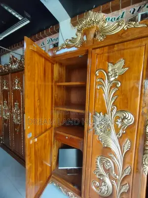 Best offer: Get an original Chittagong Teak Wood Wardrobe For