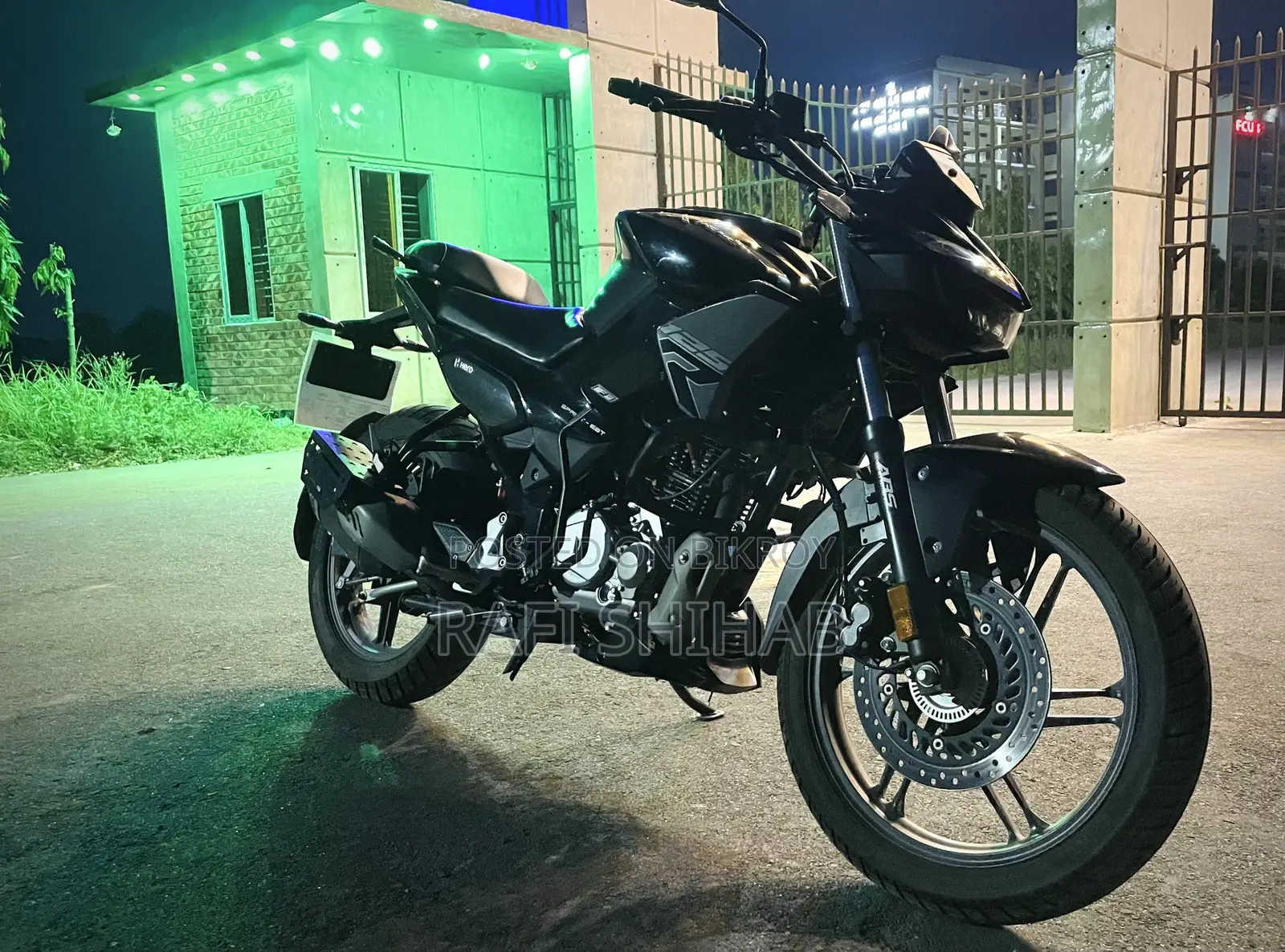 Hero Xtreme 125R 2025 Black
