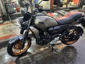 Yamaha FZ 2024