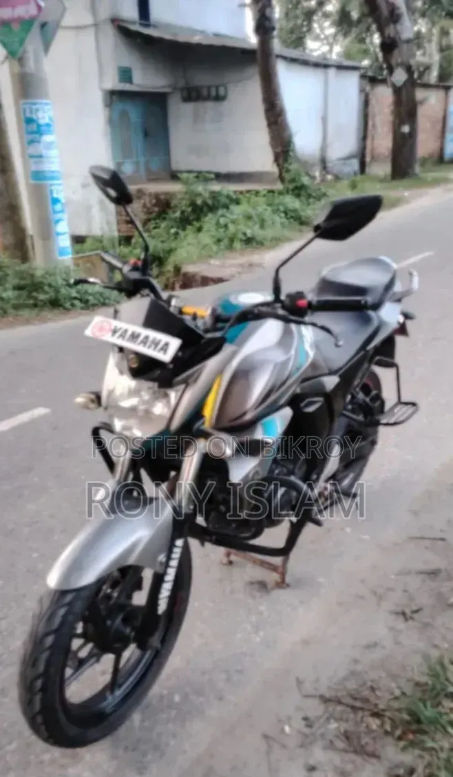 Yamaha FZ 2018