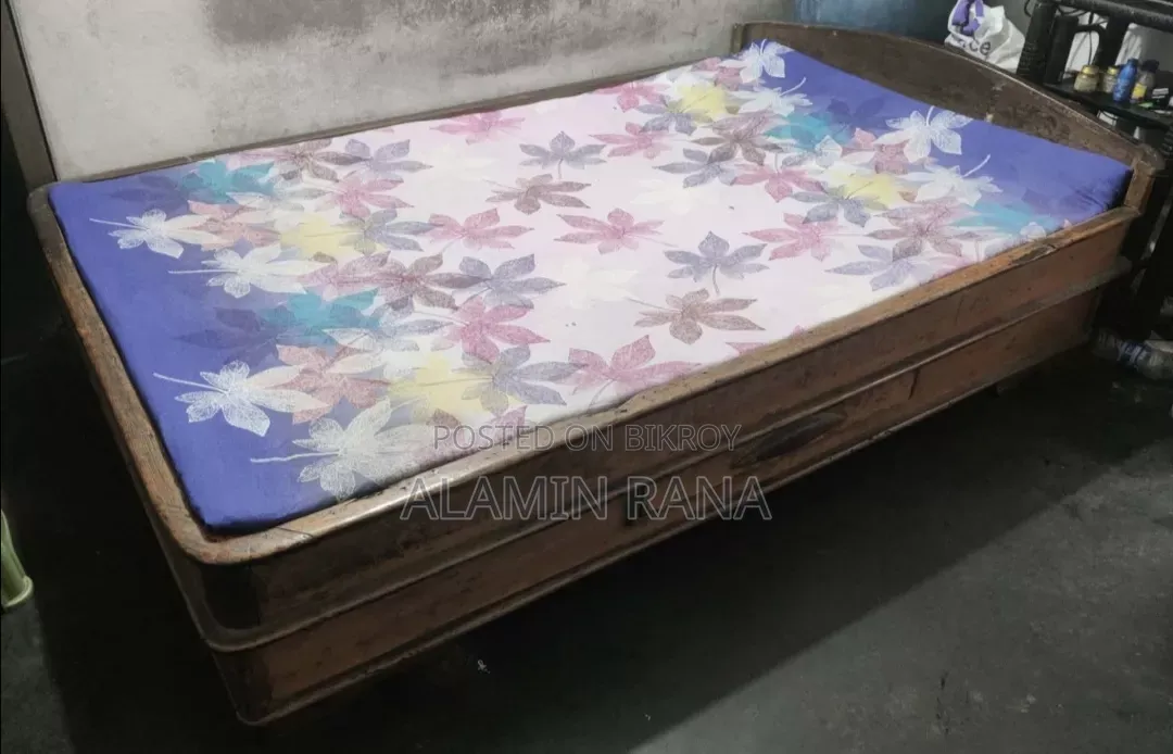 ব্যবহৃত বক্স বেড
