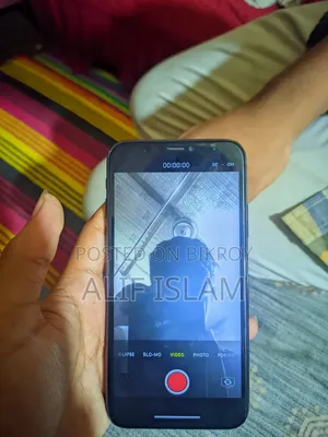 অ্যাপল আইফোন এক্স ৬৪ জিবি কালো