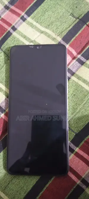 Vivo 4 GB Silver