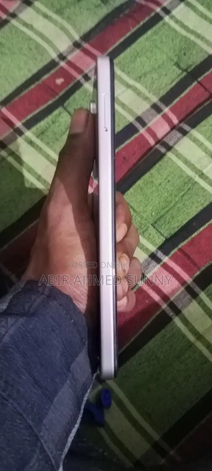 Vivo 4 GB Silver