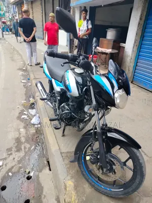 Bajaj Discover 125 2022 Black