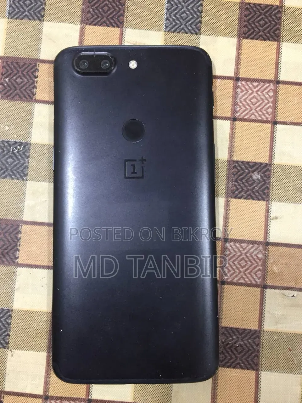 OnePlus 5T 128 GB Black