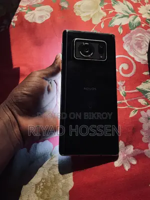 Sharp Aquos R6 128 GB Black